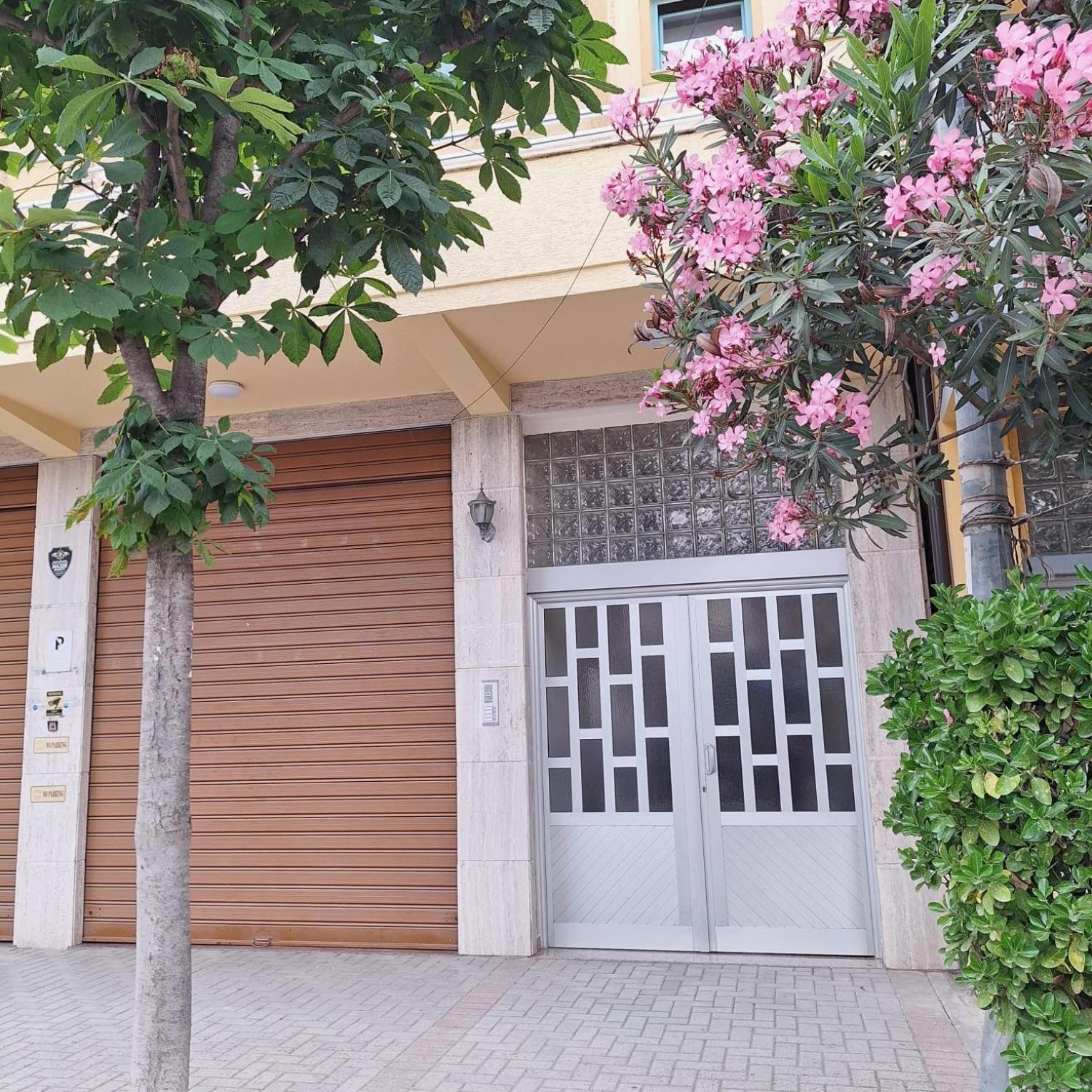 Tinas Rooms ดูร์เรส ภายนอก รูปภาพ