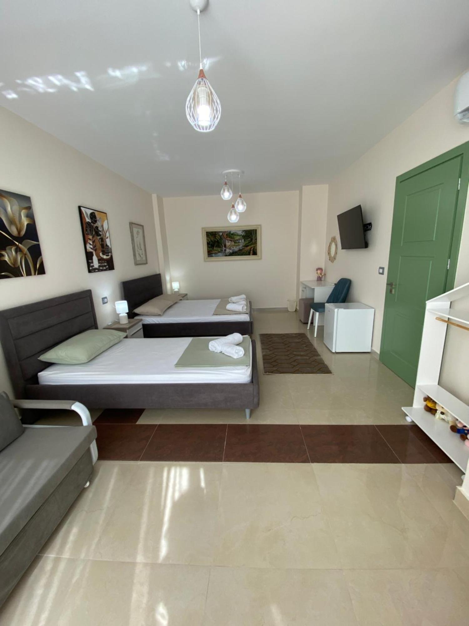 Tinas Rooms ดูร์เรส ภายนอก รูปภาพ