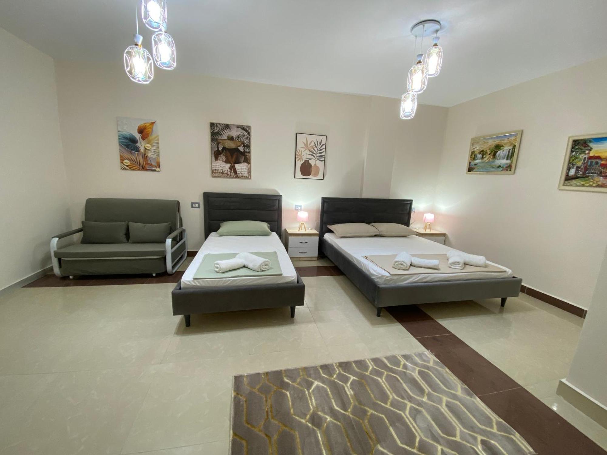 Tinas Rooms ดูร์เรส ภายนอก รูปภาพ